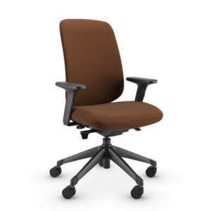 Cadeira Giratória Artis 50101 – Reg. Syncron – Aranha UP – Braço Reguláveis – Cavaletti